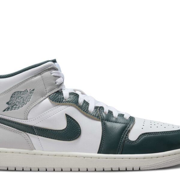Jordan 1 Mid SE 'Oxidized Green'