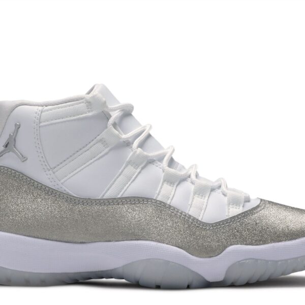 Wmns Jordan 11 Retro 'Vast Grey'