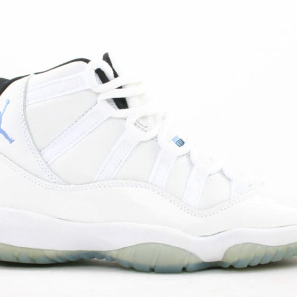 Jordan 11 Retro 'Columbia' 2001