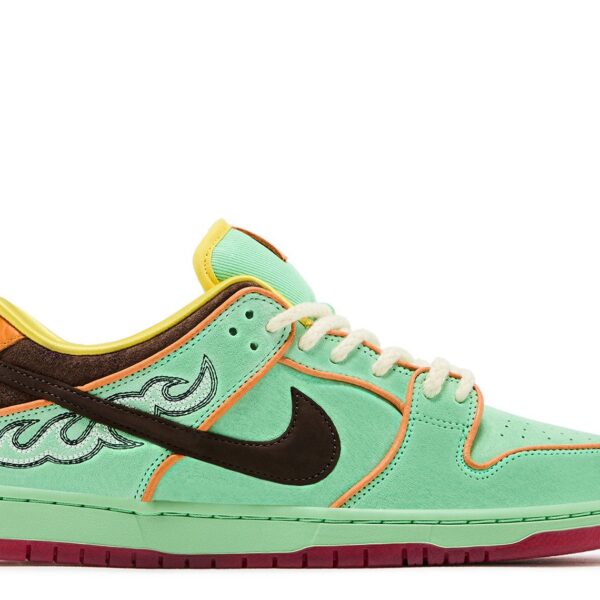 Dunk Low SB 'Rodeo'