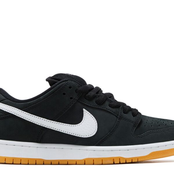 Dunk Low SB 'Black Gum'