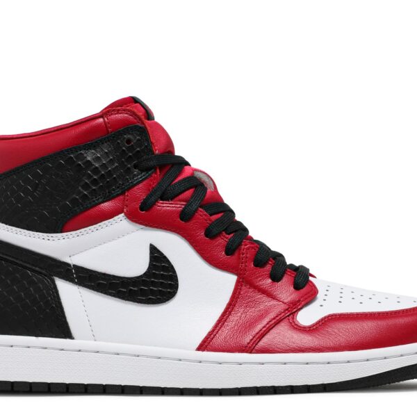 Wmns Jordan 1 Retro High OG 'Satin Red'
