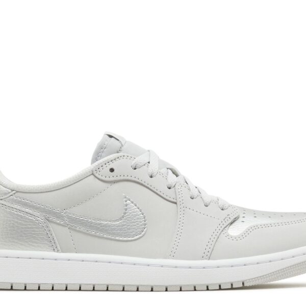 Jordan 1 Retro Low OG 'Metallic Silver'