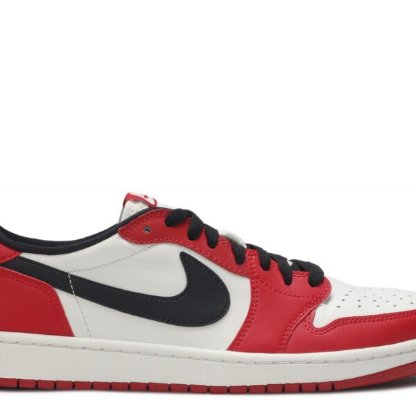 Jordan 1 Retro Low OG 'Chicago'