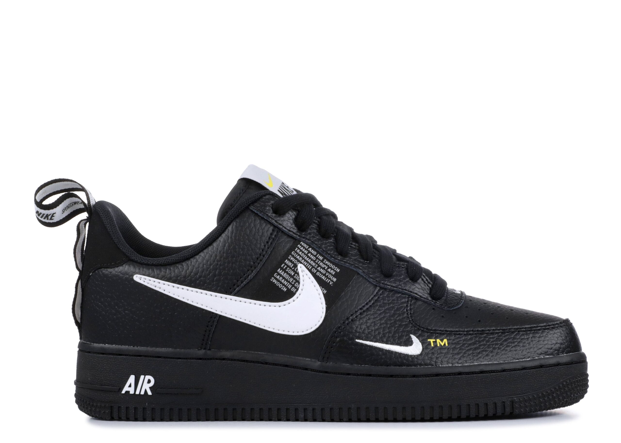 Air Force 1 '07 LV8 'Overbranding'