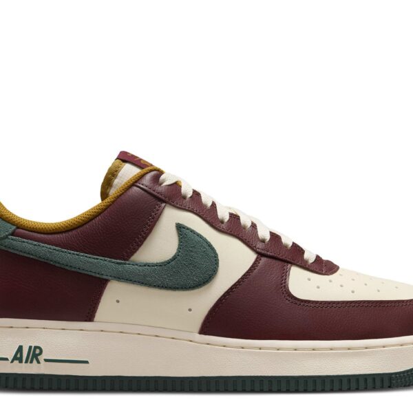 Air Force 1 '07 LV8 'Dark Team Red Vintage Green'