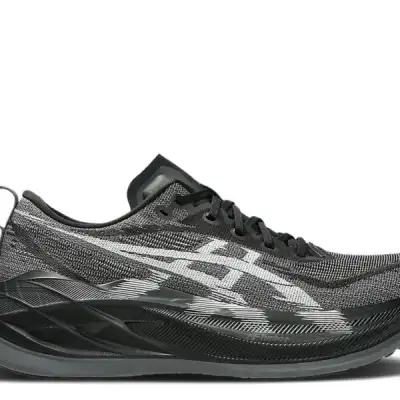 Superblast 2 'Black White'