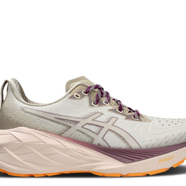 Wmns Novablast 4 TR 'Nature Bathing - Pearl Pink'