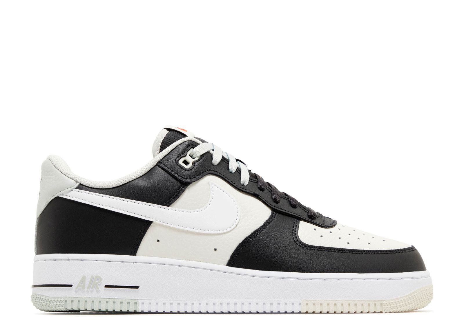 Air Force 1 '07 LV8 'Split - Black Phantom'