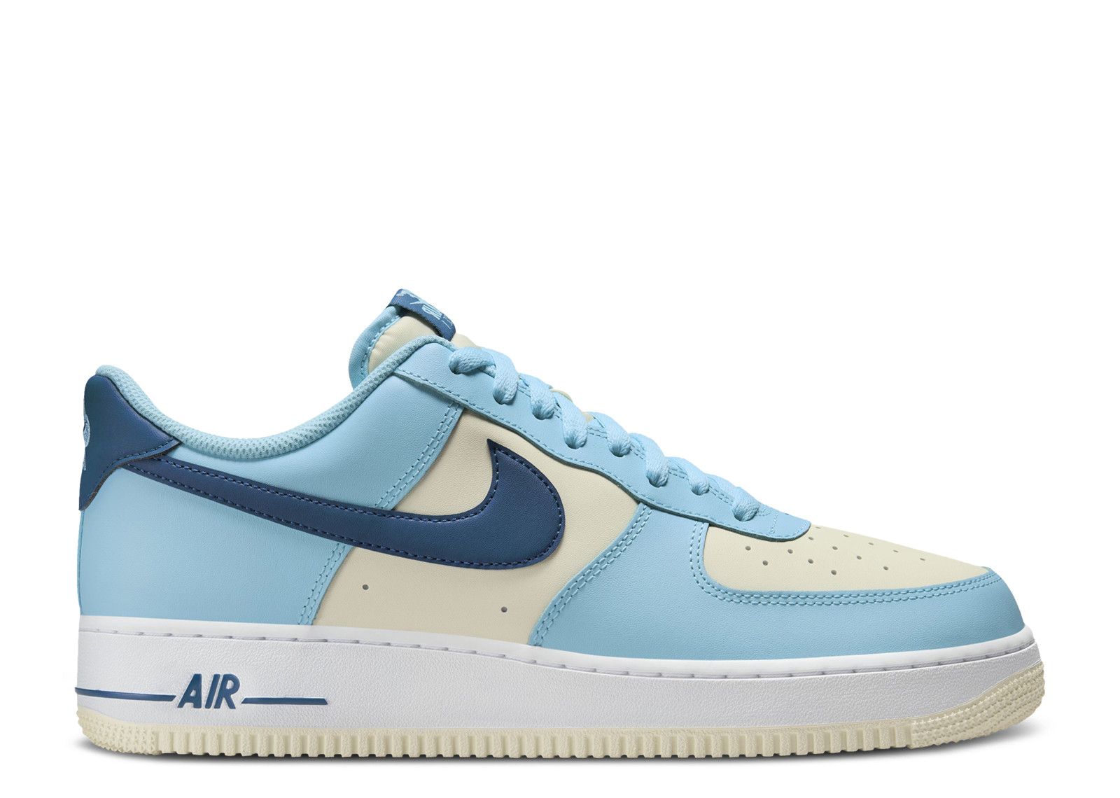 Air Force 1 Low '07 'Aquarius Blue Coconut Milk'