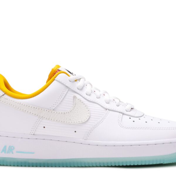 Wmns Air Force 1 '07 'Corner Markets'