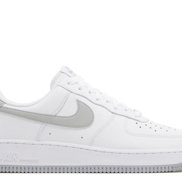 Air Force 1 '07 'White Light Smoke Grey'
