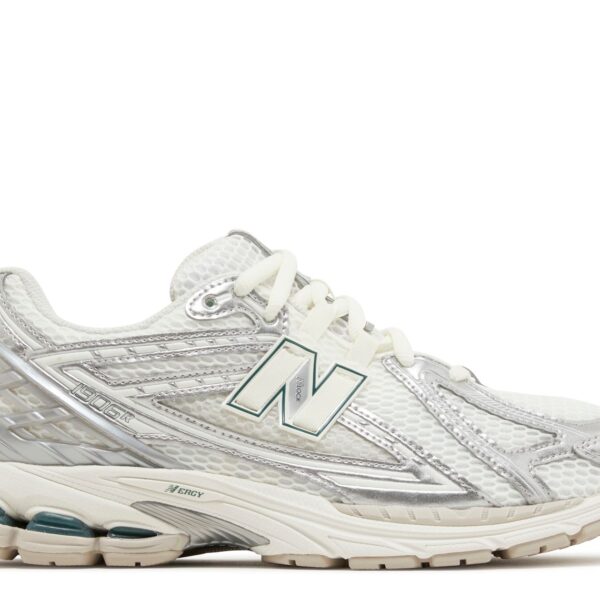 New Balance 1906R 'Silver Metallic Cream'