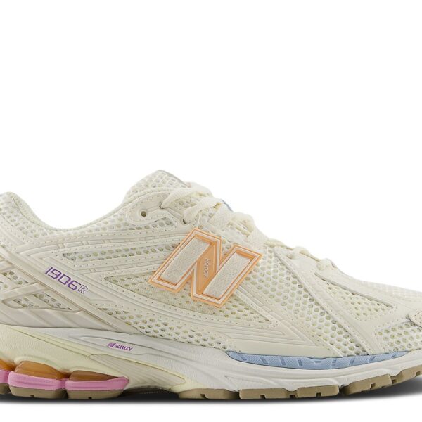 New Balance 1906R 'Sea Salt Pink Sugar'