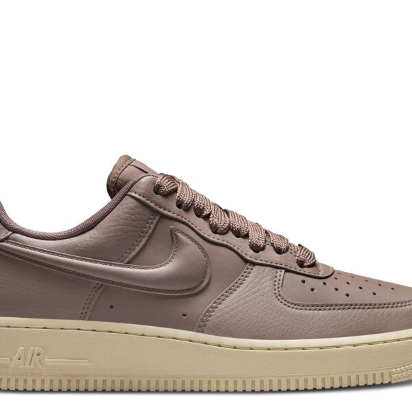 Wmns Air Force 1 '07 'Mink Brown Puffy Swoosh'