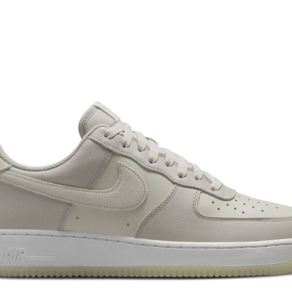 Air Force 1 '07 LV8 'Light Bone'