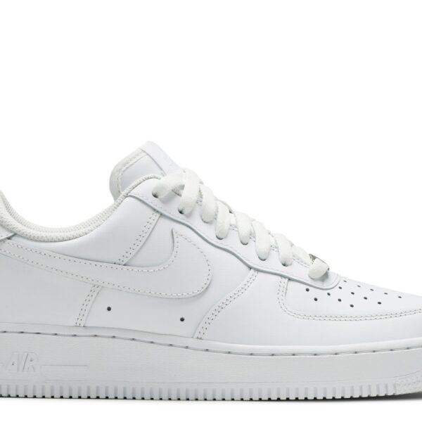 Wmns Air Force 1 '07 'Triple White'