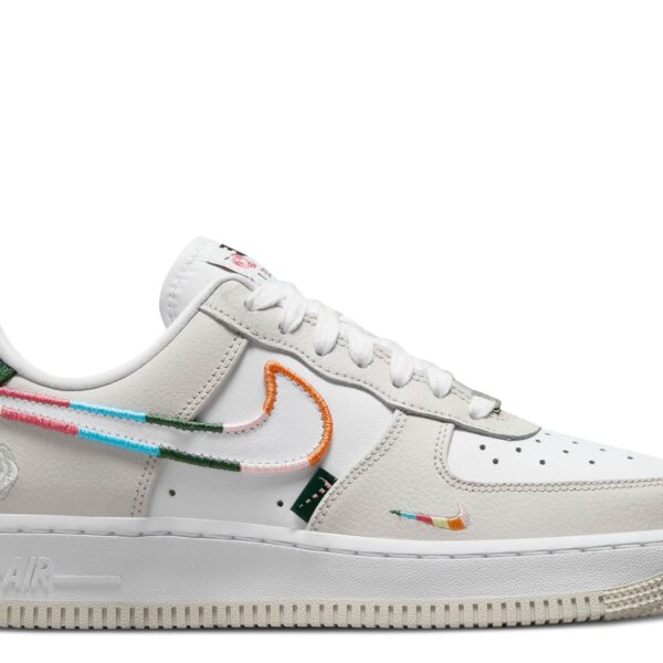 Wmns Air Force 1 '07 SE 'All Petals United'