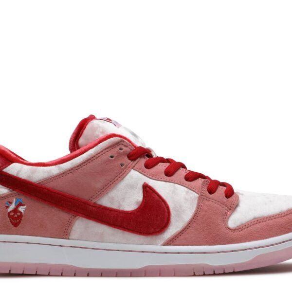 StrangeLove x Dunk Low SB 'Valentine's Day' Special Box