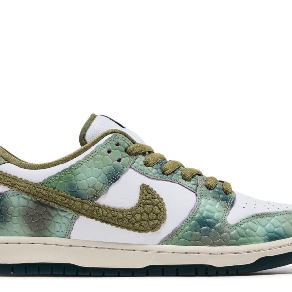 Alexis Sablone x Dunk Low SB 'Chameleon'
