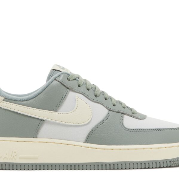 Air Force 1 Low '07 LX 'Mica Green'