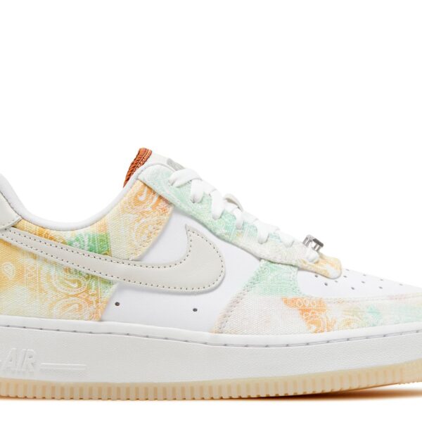 Wmns Air Force 1 '07 LX 'Pastel Paisley'