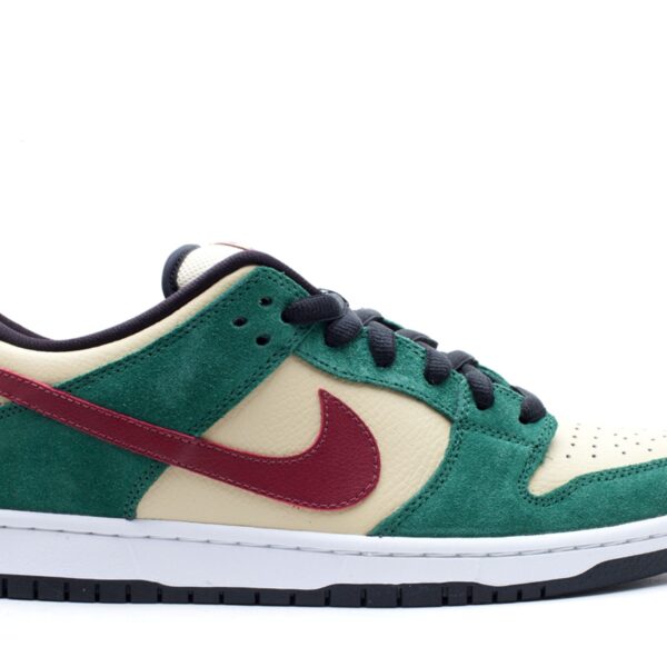 Dunk Low Pro SB 'Vegas Gold'