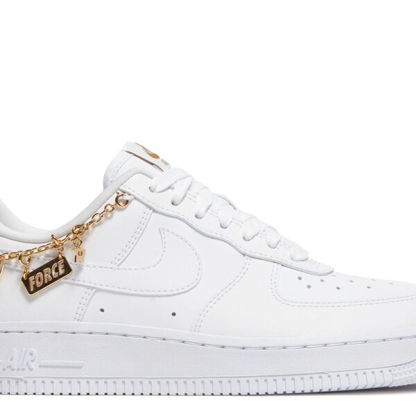 Wmns Air Force 1 '07 LX 'Lucky Charms'