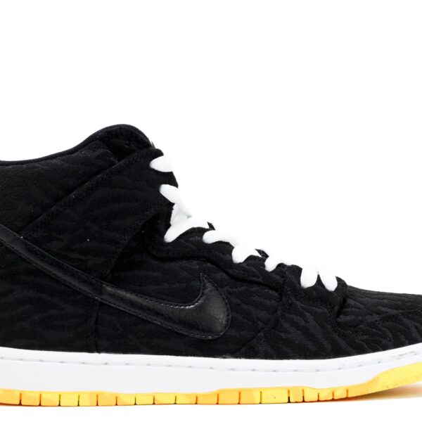 SB Dunk High Pro 'Skunk'