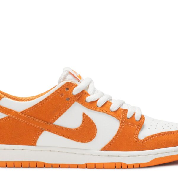 Zoom Dunk Low Pro SB 'Circuit Orange'
