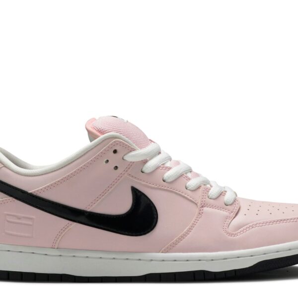 SB Dunk Low 'Pink Box'