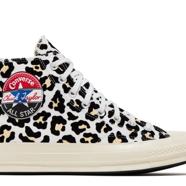 Chuck 70 Hi 'Logo Play - Desert Ore'