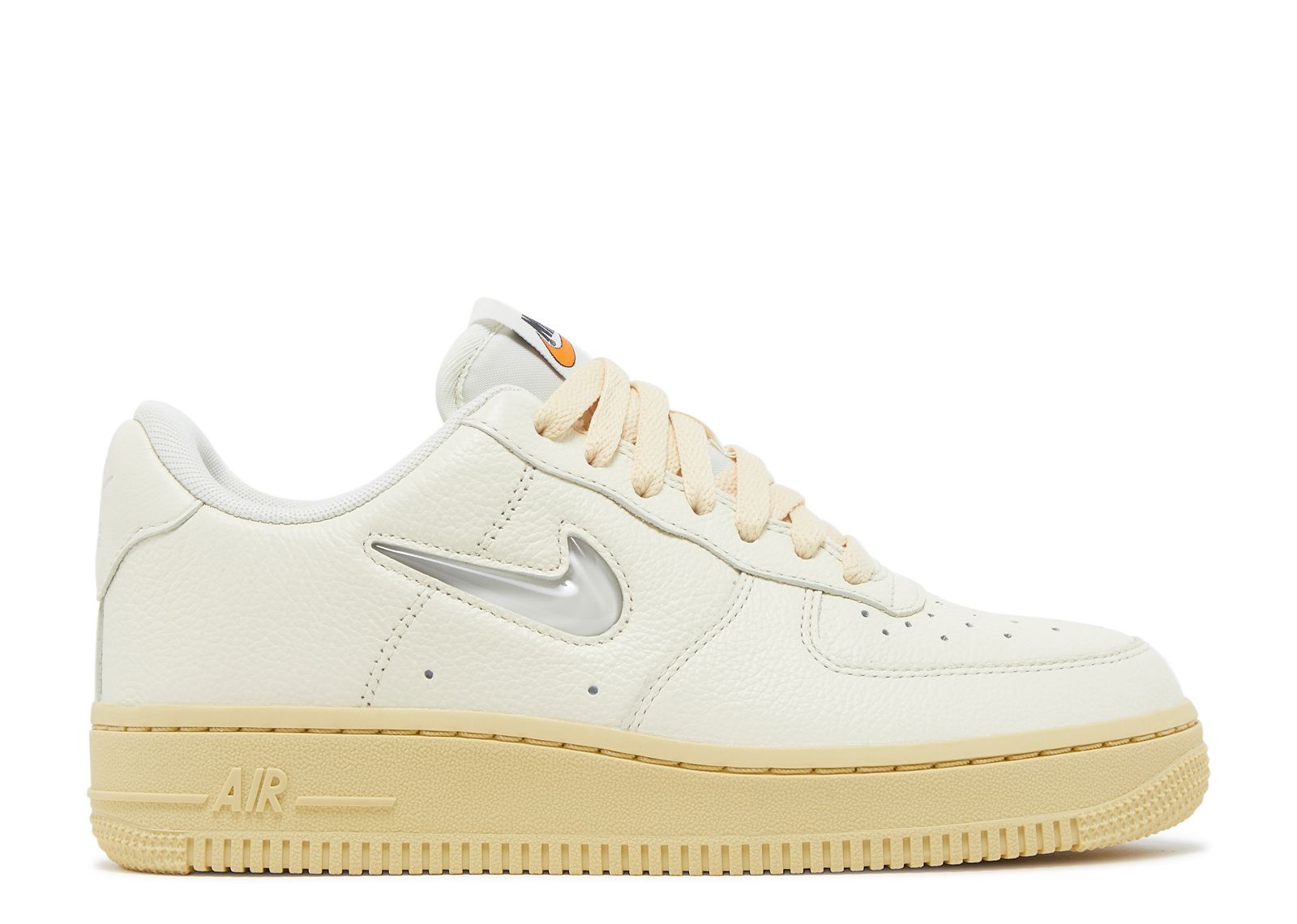 Wmns Air Force 1 '07 LX 'Coconut Milk'