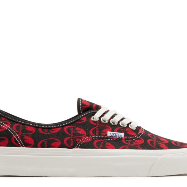 Mooneyes x Authentic 44 DX 'Anaheim Factory - Black Red'