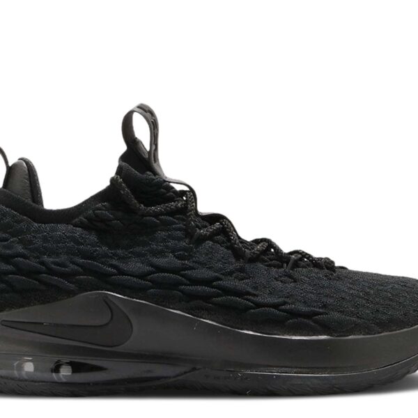 LeBron 15 Low 'Triple Black'