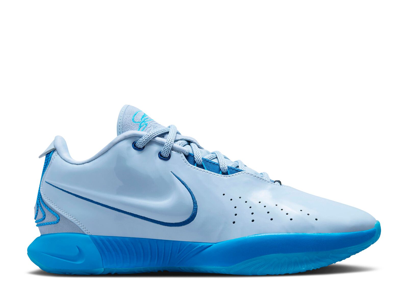 LeBron 21 'Light Armory Blue'